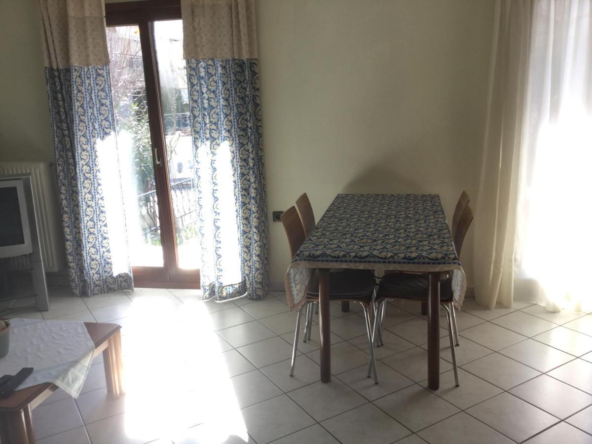 Beautiful Home By The Sea Palaiontsiflikion Bagian luar foto