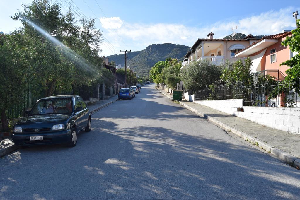 Beautiful Home By The Sea Palaiontsiflikion Bagian luar foto
